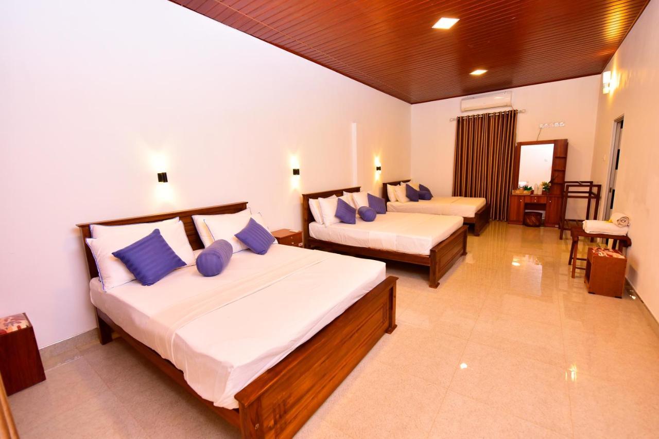 פולונרואה Ariya Rest & Ayurveda Spa מראה חיצוני תמונה