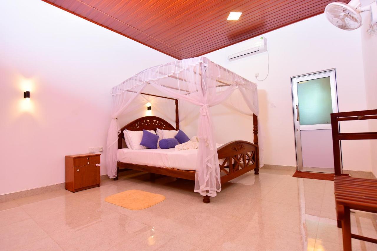 פולונרואה Ariya Rest & Ayurveda Spa מראה חיצוני תמונה