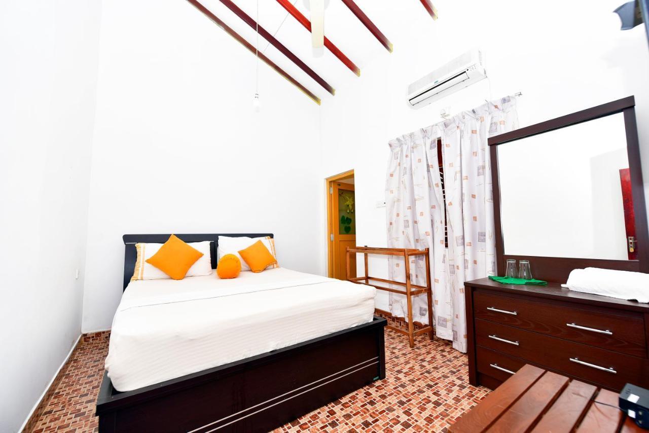 פולונרואה Ariya Rest & Ayurveda Spa מראה חיצוני תמונה